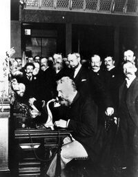 A.G. Bell participating in the first transcontinental call from New York to San Francisco, January 25, 1915 (THG file photo).