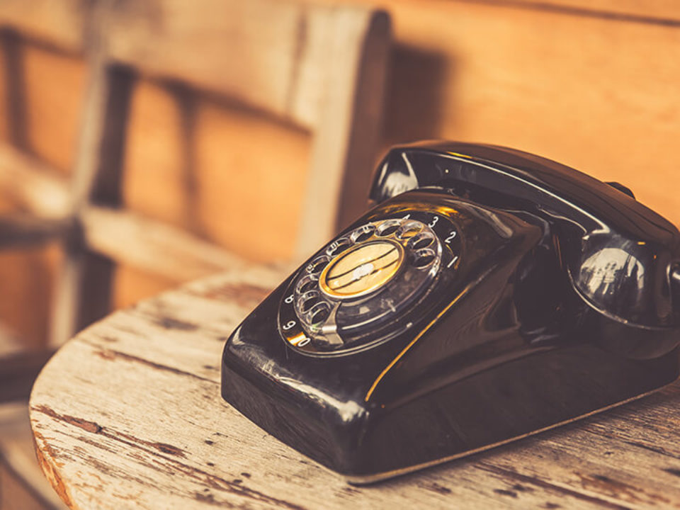 How Phones Work- The Basic Science Behind Telephones – THG Blog (1)